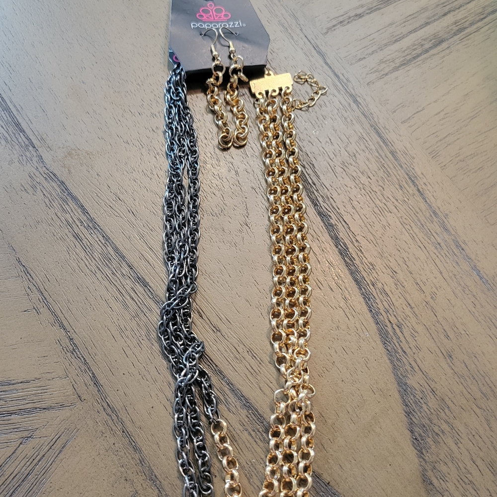 Paparazzi Dual-Tone Gold and Silver Necklace
